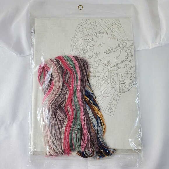 Simplicity Stitchery Siamese Fantasy Cross-Stitch Needle Point Kit 14"x10" Oval - Picture 6 of 6